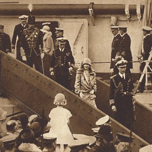 Home Again - The Duke and Duchess Landing at Portsmouth June 27, 1927, 1937