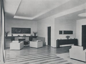 House in Bucharest by Rudolf Frankel - The sitting room, 1942 by Unbekannt