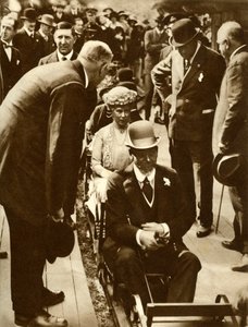 King George V and Queen Mary at the British Empire Exhibition, Wembley, London by Unbekannt