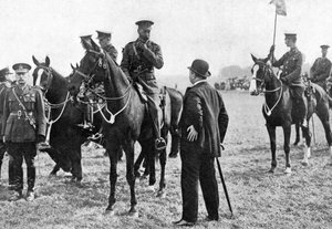King George V at an inspection of troops at Aldershot, First World War by Unbekannt