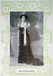 Lady Dickson-Poynder by Unbekannt