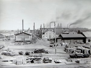 Lysva Iron Foundry, Russia by Unbekannt