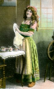 Mabel Love, English Actress and Dancer by Unbekannt