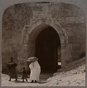 Mahommedan women entering Jerusalem by Herods Gate