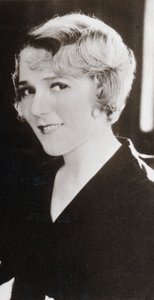 Mary Pickford née Gladys Mary Smith 1893-1979, Canadian-born American actress by Unbekannt