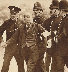 McMahon: He Was Sentenced to Twelve Months Hard Labour for Producing a Revolver with Intent to Alarm by Unbekannt