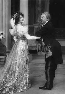 Miss Lily Elsie and Mr George Graves in The Merry Widow by Unbekannt