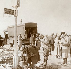 Mobile Kitchen on the Voie Sacrée, Verdun, Northern France, c1914-c1918 by Unbekannt