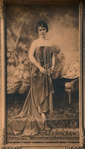 Portrait of a Woman at the Cuban Embassy in Brussels, Belgium, 1927 by Unbekannt