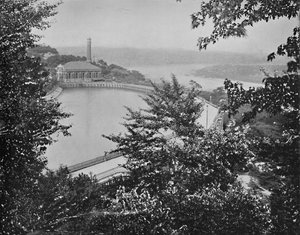 Reservoir, Eden Park, Cincinnati, Ohio, c1897 by Unbekannt