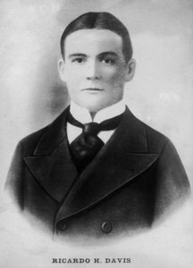 Ricardo H. Davis, 1920s