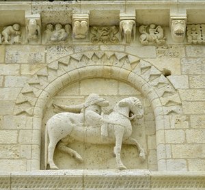 Detail of the Facade Depicting Hugues de Surgeres and Geoffroy de Vendome by Unbekannt