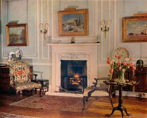 Room at the house of Mrs. Chester Beatty, 1932 by Unbekannt