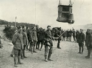 Royal Field Artillery Kite Balloons Were The Eyes of Our Guns in France by Unbekannt