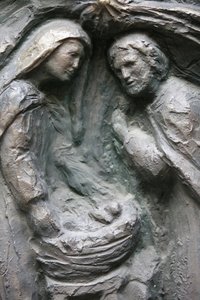 Saint-Pierre de Montmartre Church: Notre Dame Door Sculpture: Nativity, Paris, France by Unbekannt