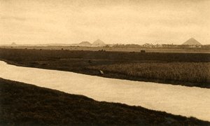 Saqqara - The Pyramids of Dashur, c1918-c1939 by Unbekannt