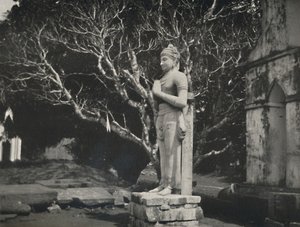 Stone Figure Near the Ruwanwali-Dagoba, Anuradhapura by Unbekannt