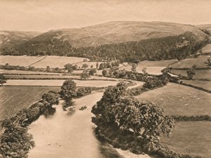 The Dee Valley, from Glendowers Mound by Unbekannt
