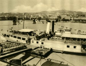 The Franz Schubert Steamship on the River Danube, Linz, Upper Austria by Unbekannt