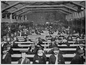 The Penny Sit-Up, Salvation Army shelter, Blackfriars, London by Unbekannt