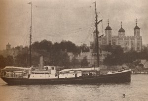 The Quest, in which Sir Ernest Shackleton Set Sail in September 1921, on What Was to Prove His Last by Unbekannt