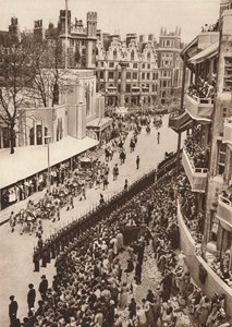 The State Coach Leaves Westminster Abbey After the Coronation of King George VI, 1937 by Unbekannt