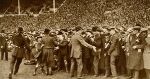 The First FA Cup Final at the New Wembley Stadium in London by Unbekannt