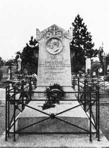 Gravestone of Louis Daguerre, French photography pioneer by Unbekannt