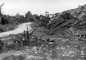 The village of Mametz after the July bombardment, Battle of the Somme, 1916 by Unbekannt