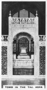 Tomb in the Taj, Agra, Uttar Pradesh, India, c1925 by Unbekannt
