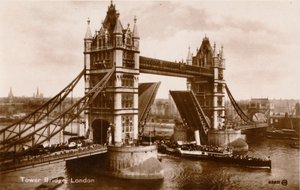 Tower Bridge, London, c1910 by Unbekannt