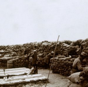 Trenches at Mamelon Vert, Nieuwpoort, Flanders, Belgium, c1914-c1918 by Unbekannt