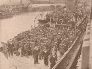 Troops on board a Channel transport, c1915