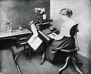 Woman Operator on Monotype Keyboard, 1917 by Unbekannt