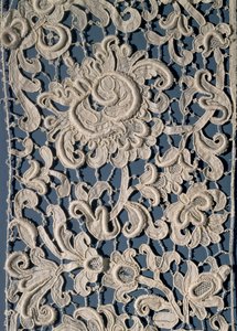 Flounce of Raised-Point Guipure Lace, Venetian, Mid 17th Century by Unbekannt