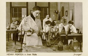 Henny Porten as Maria in 