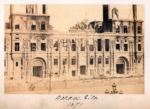 Paris Commune (1871): View of the Hotel de Ville After the Fire of May 1871. Anonymous Photography by Unbekannt