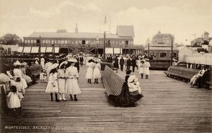 The Pier of Pocitos, Montevideo, Uruguay by Unbekannter Künstler