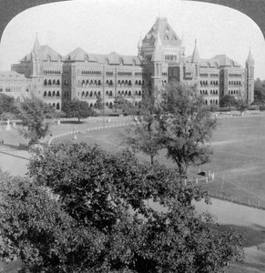 High Court and north end of Rotten Row, Bombay, India by Underwood and Underwood