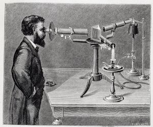 Spectroscope to compare the spectra of terrestrial elements to those of celestial bodies