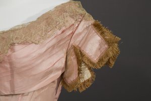 Bridesmaid dress by Unknown artist