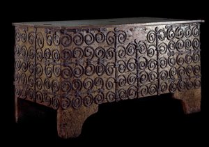 Chest in Wrought Iron and Wood by Unknown artist