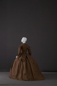 Trousseau dress (back oblique view)