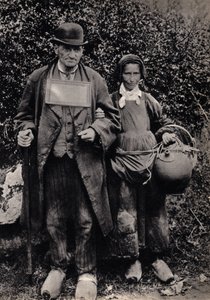 Couple of Breton beggars by Unknown photographer
