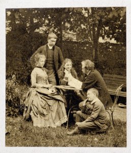 Gustave Eiffel with family, Photography 1882