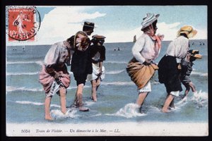 Pleasure Train: A Sunday at the Sea