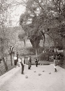 Game of bocce by Vittorio Alinari