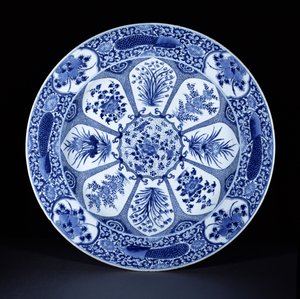 Blue and white plate, Kangxi period