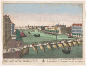 View of the Binnen-Amstel between the Blauwbrug and the Hogesluis in Amsterdam by familie Remondini (attributed to)