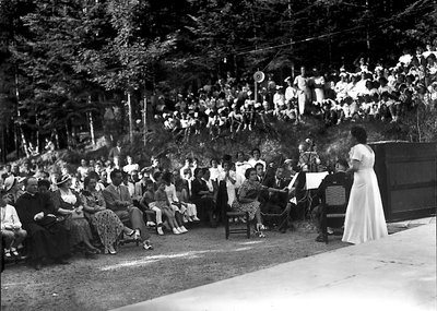 Villa Rosa Maltoni Mussolini: concert performance for the students